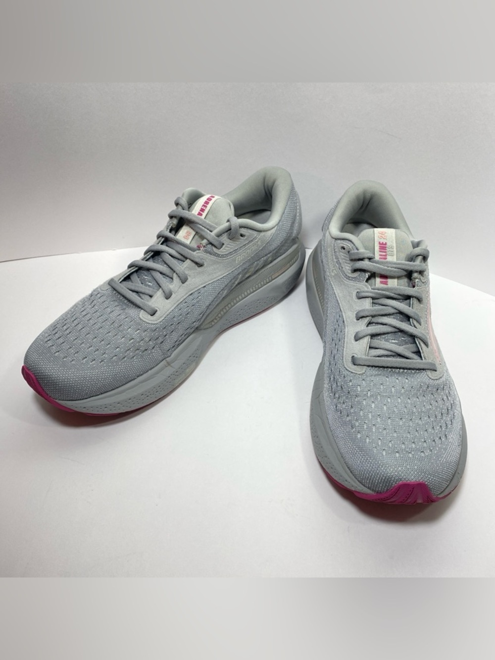 Brooks Adrenaline GTS 24 Running Athletic Shoes Sneakers Gray/Pink Women Sz 10 M